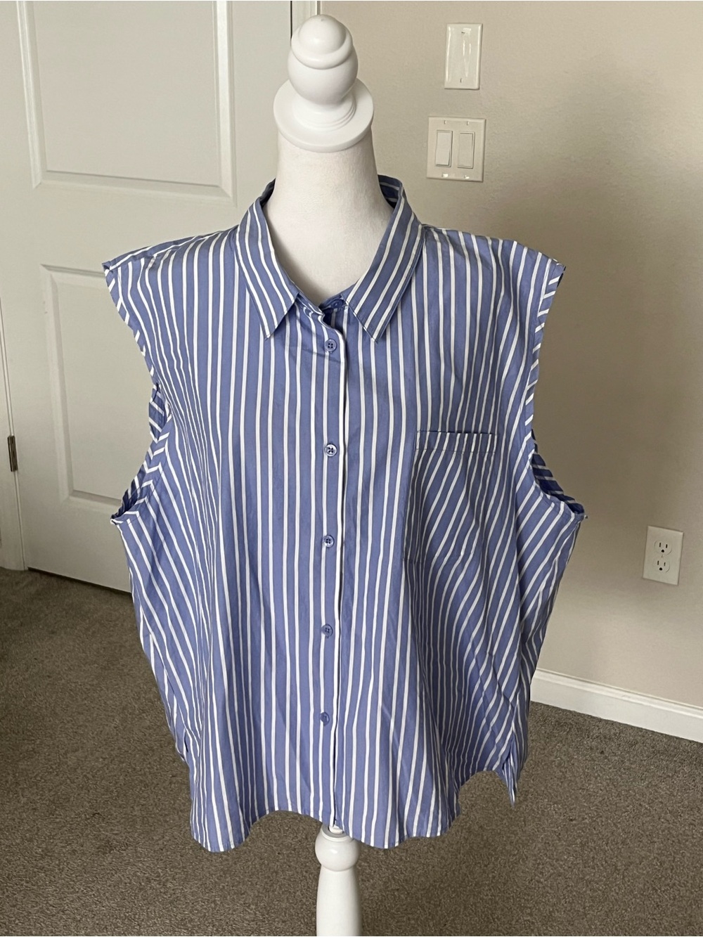 NWOT Lucky Brand Blue & White Striped Sleeveless Button-Down Shirt Size XXL